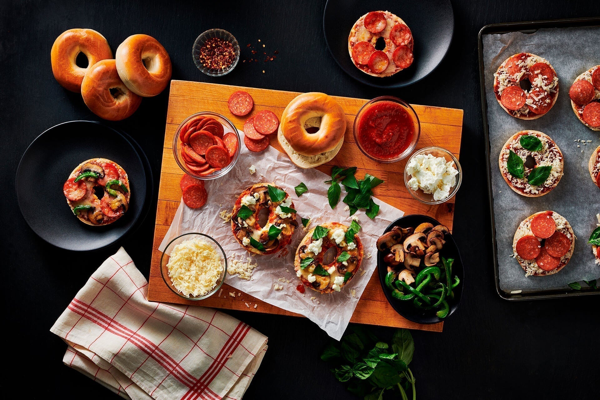 Gadoua® Easy Goat Cheese & Mushroom Pizza Bagel